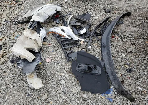 2016 Buick Enclave z USA, uszkodzony, nr VIN 5GAKRBKD7GJ328113